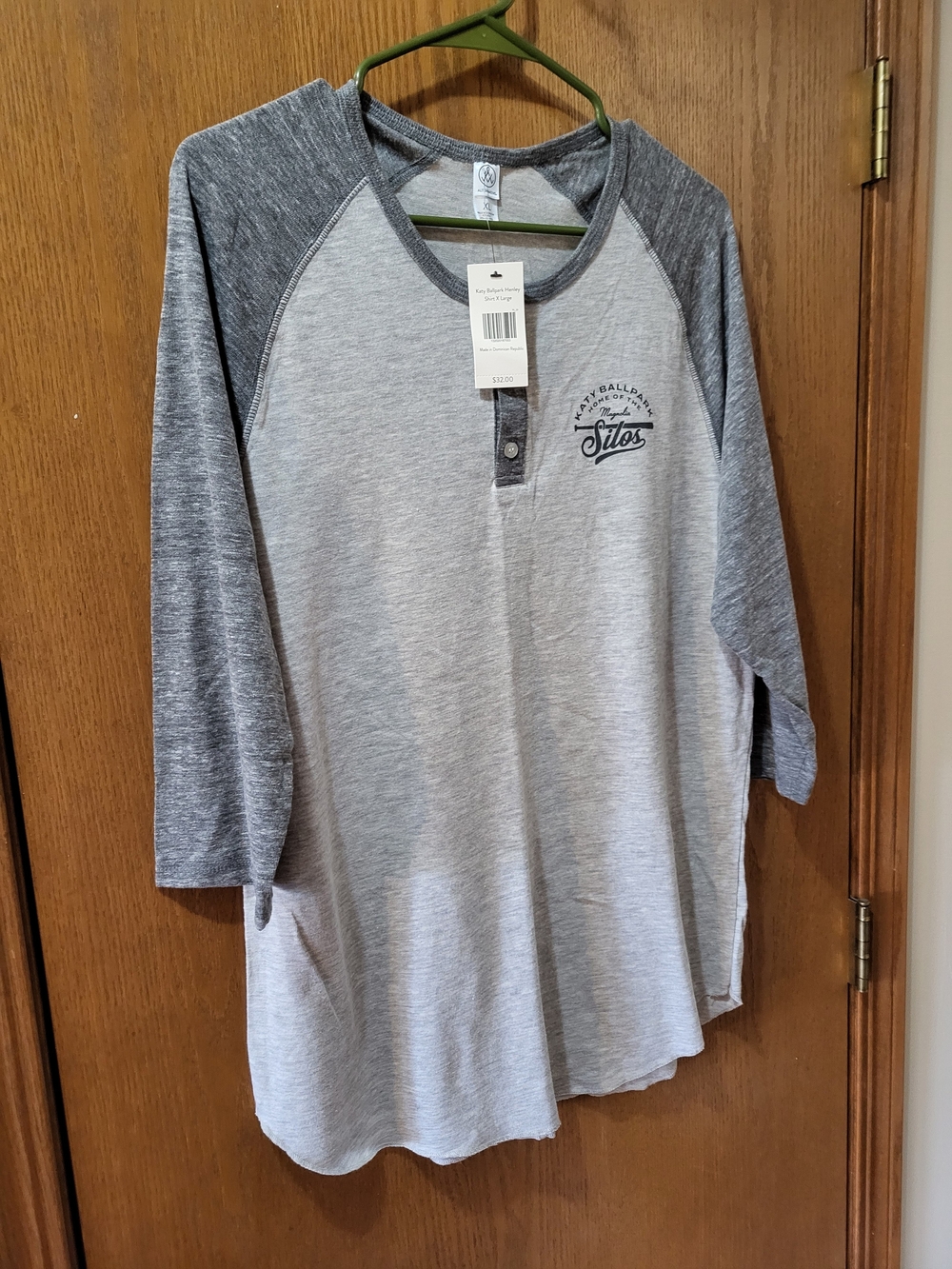 Magnolia Two-Tone Raglan Henley - Light Gray and Charcoal